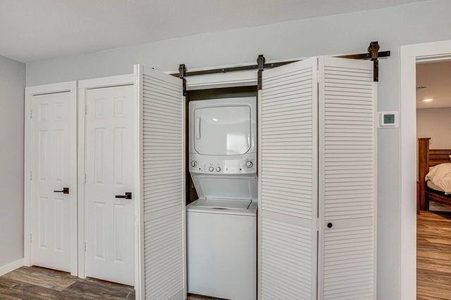 5248 Sam Houston Drive, Log Cabin, TX 75148