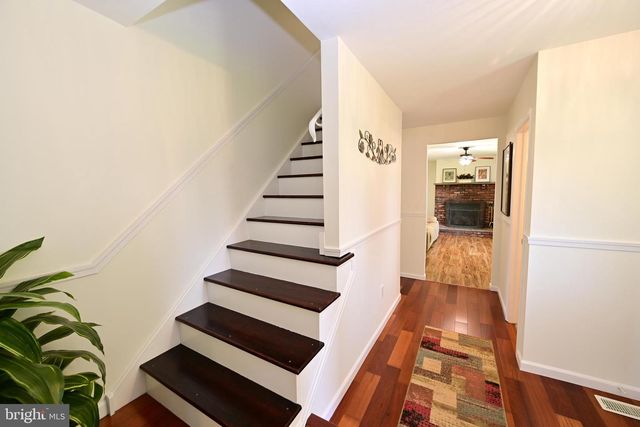 71 COACHMAN DR, Bordentown, NJ 08505