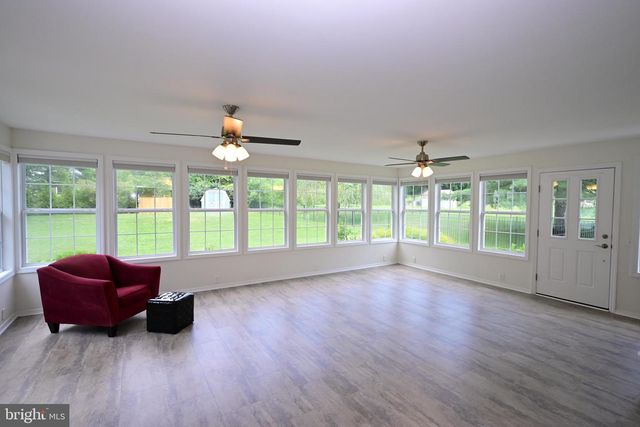 71 COACHMAN DR, Bordentown, NJ 08505