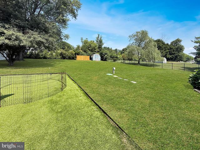 71 COACHMAN DR, Bordentown, NJ 08505