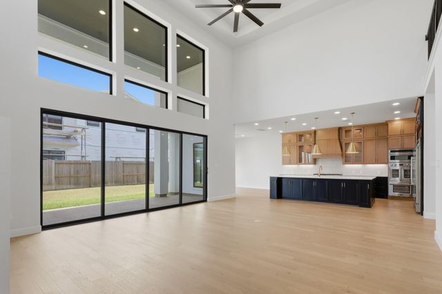10007 Regal Mist Drive, Missouri City, TX 77459