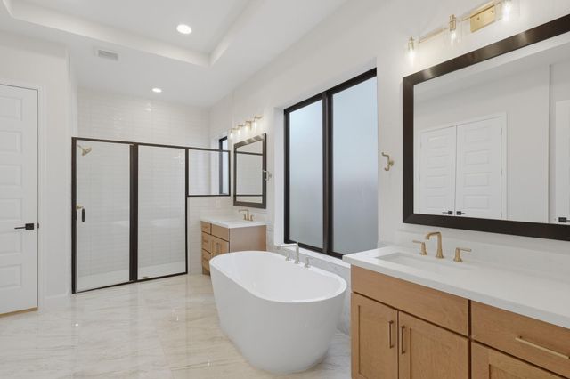 10007 Regal Mist Drive, Missouri City, TX 77459