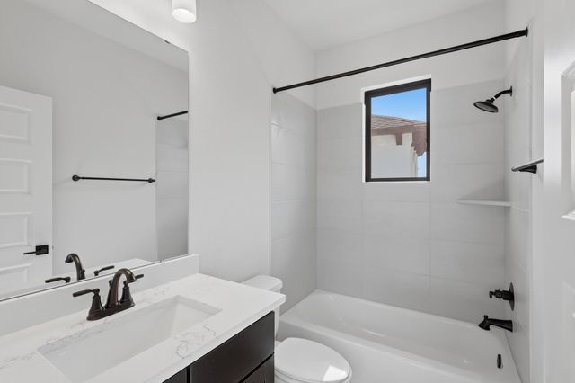 10007 Regal Mist Drive, Missouri City, TX 77459