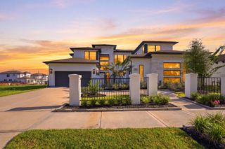 10007 Regal Mist Drive, Missouri City, TX 77459