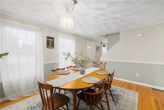 75 Macbeth Street, Cranston, RI 02920