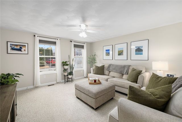 75 Macbeth Street, Cranston, RI 02920