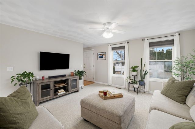 75 Macbeth Street, Cranston, RI 02920