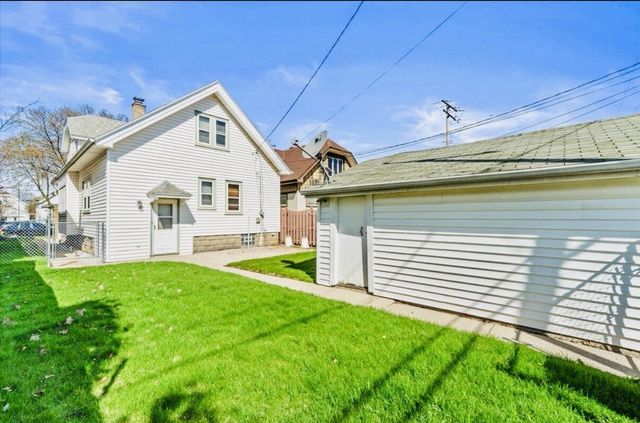3306 S 15th PLACE, Milwaukee, WI 53215