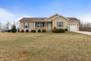 138 Falls View Rd, Sparta, TN 38583