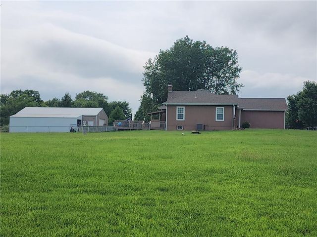 19505 E 217 Street, Harrisonville, MO 64701