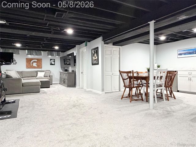1274 Fontaine Avenue, Madison Heights, MI 48071