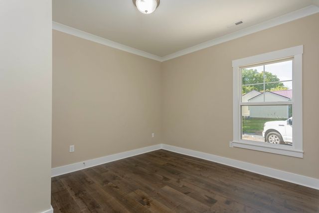 306 Emmett Ave, NW, Cleveland, TN 37311