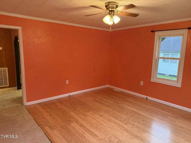 602 West 2nd Avenue, Big Stone Gap, VA 24219