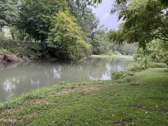 602 West 2nd Avenue, Big Stone Gap, VA 24219