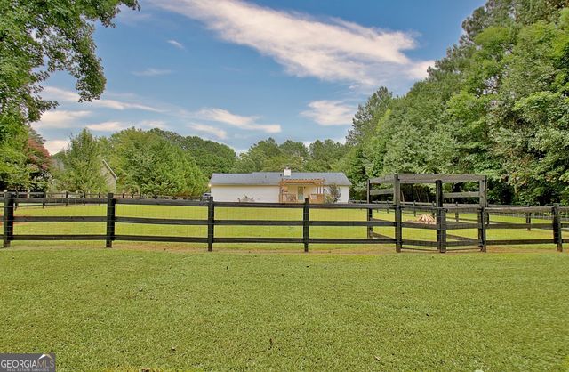 41 Mount Carmel Road, Senoia, GA 30276