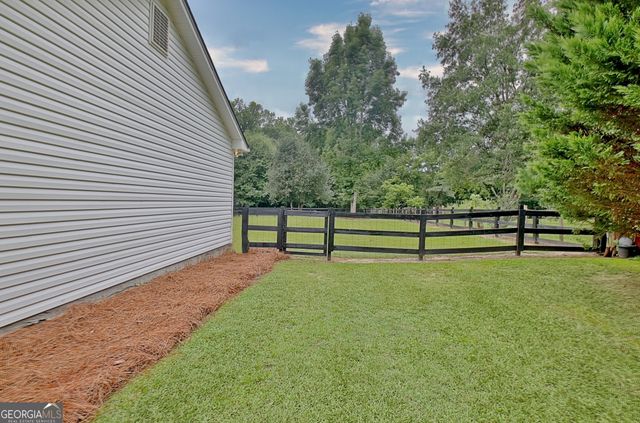 41 Mount Carmel Road, Senoia, GA 30276