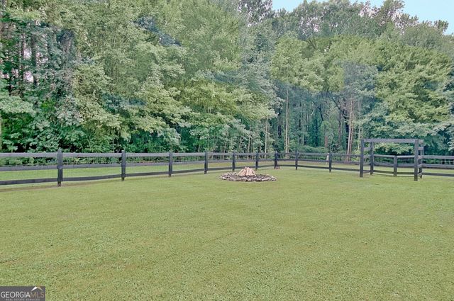 41 Mount Carmel Road, Senoia, GA 30276