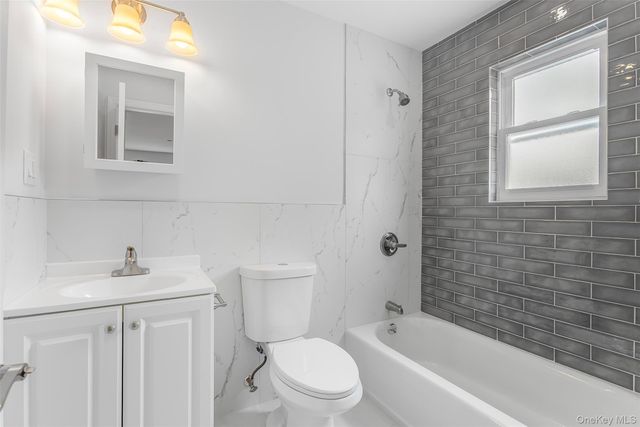 3439 Grace Avenue, Bronx, NY 10469