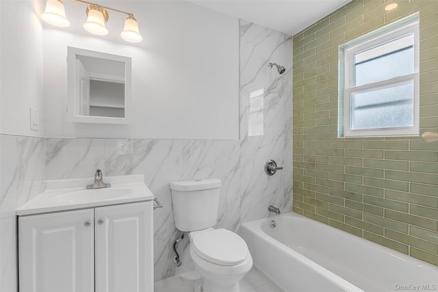 3439 Grace Avenue, Bronx, NY 10469