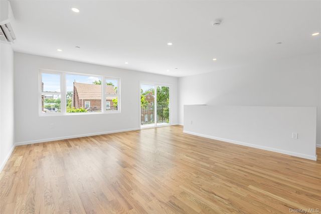 3439 Grace Avenue, Bronx, NY 10469