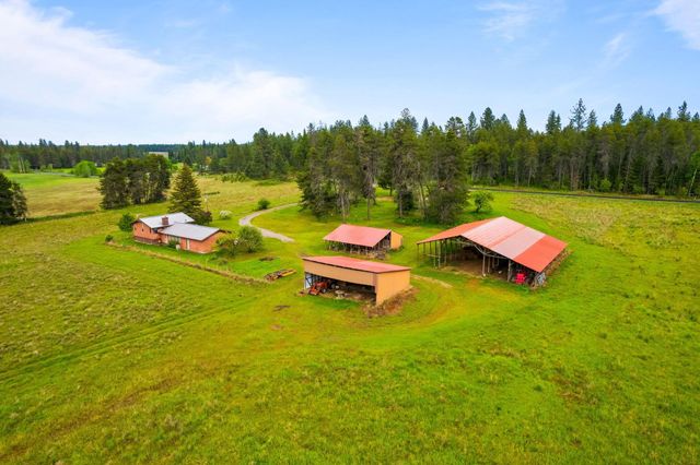 4796 W Gibson Dahl Rd, Clayton, WA 99110