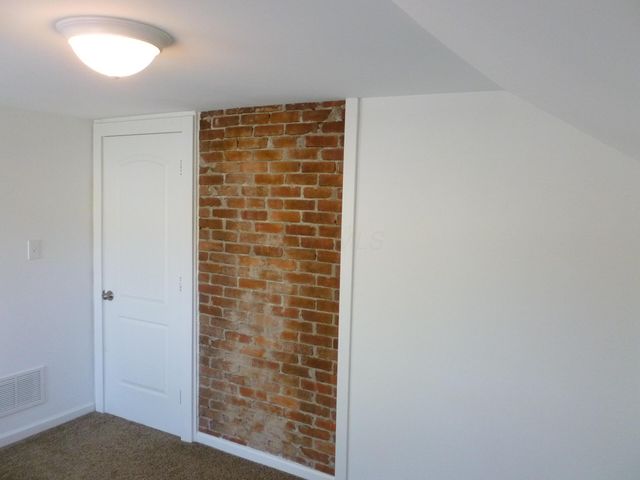 927 Camden Avenue, Columbus, OH 43201