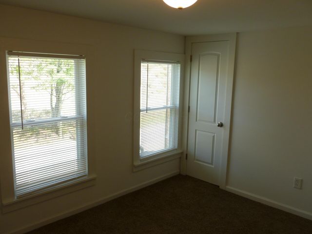 927 Camden Avenue, Columbus, OH 43201