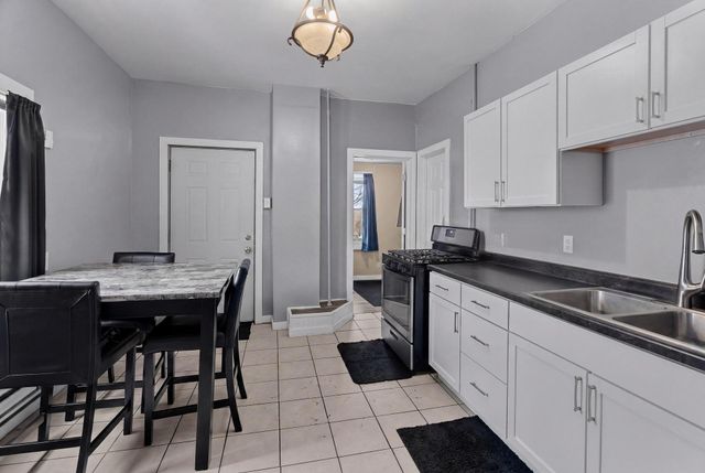 485 Belvidere Street E, Saint Paul, MN 55107