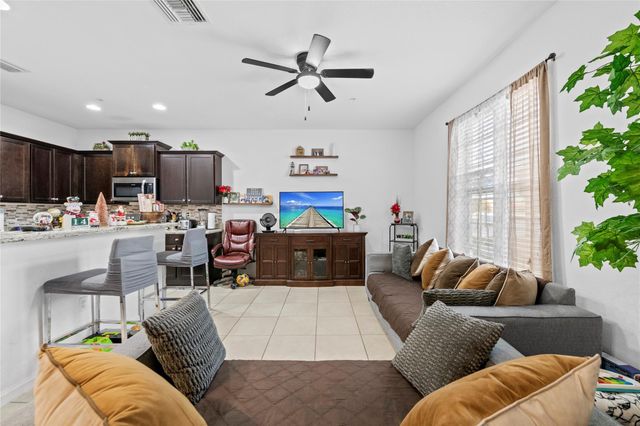 197 SW 6th Pl 197, Pompano Beach, FL 33060