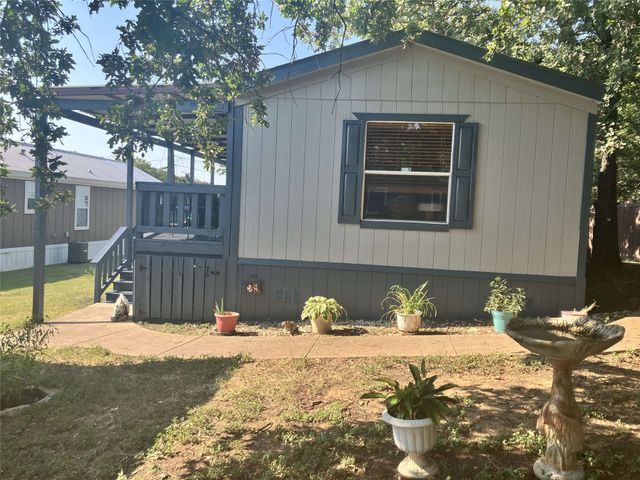 5200 Lake shore Lane 29, Denton, TX 76208