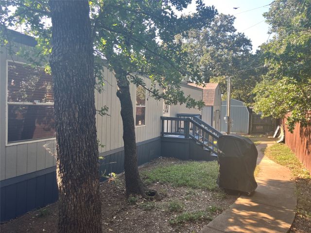 5200 Lake shore Lane 29, Denton, TX 76208