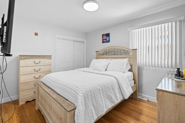 7625 W Strong Street, Harwood Heights, IL 60706