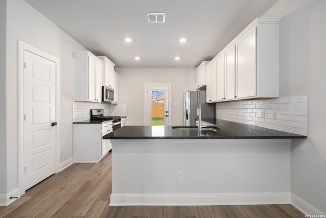 6327 Monk Landing, Converse, TX 78109