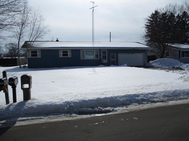 1636 S Cherry Drive, Lincoln Twp, MI 49127