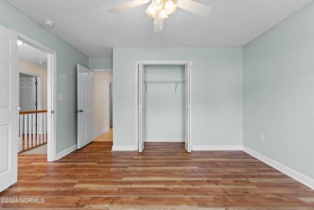 210 Egret Point Drive, Sneads Ferry, NC 28460