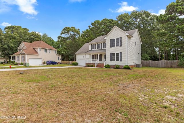 210 Egret Point Drive, Sneads Ferry, NC 28460