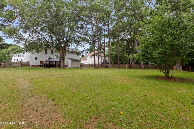 210 Egret Point Drive, Sneads Ferry, NC 28460