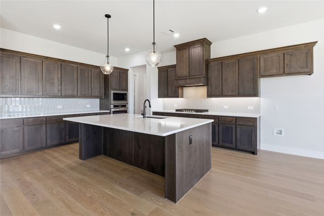 2230 Tutt Trail, Waxahachie, TX 75167