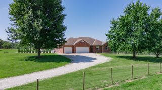 258 State Highway 32, Buffalo, MO 65622