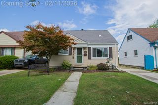 23537 Deziel Street, St. Clair Shores, MI 48082