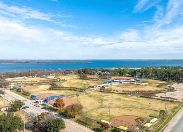 2020 Milano Lane, Lewisville, TX 75077