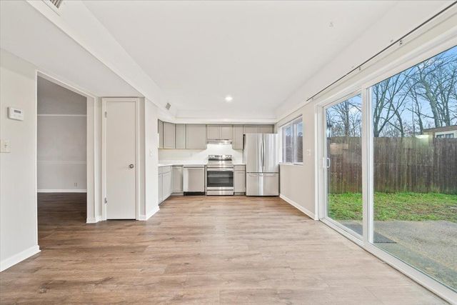 6617 Poplar Woods Cir S Apt 2, Germantown, TN 38138