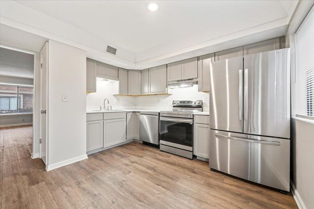 6617 Poplar Woods Cir S Apt 2, Germantown, TN 38138