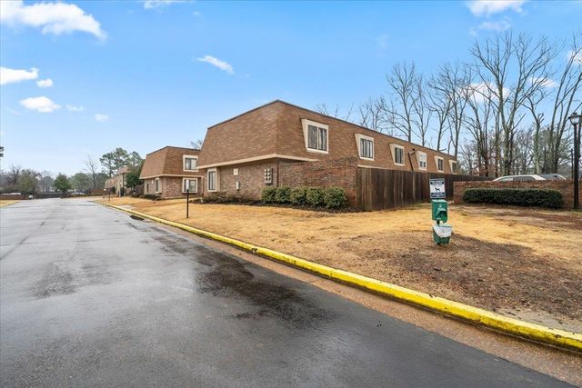 6617 Poplar Woods Cir S Apt 2, Germantown, TN 38138