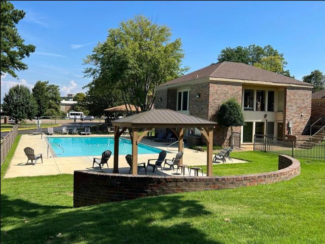 6617 Poplar Woods Cir S Apt 2, Germantown, TN 38138