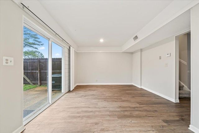 6617 Poplar Woods Cir S Apt 2, Germantown, TN 38138