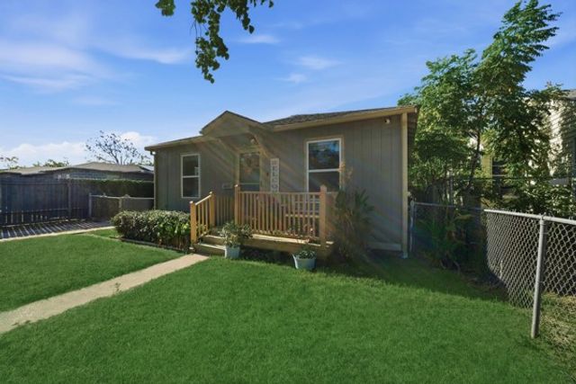 4333 Dinn St, Corpus Christi, TX 78415