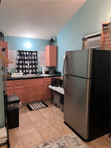 4333 Dinn St, Corpus Christi, TX 78415