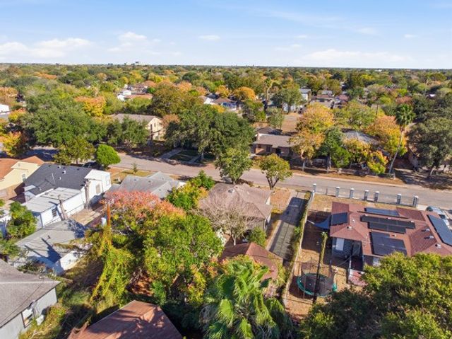 4333 Dinn St, Corpus Christi, TX 78415