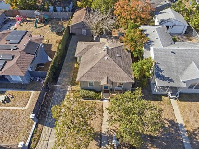 4333 Dinn St, Corpus Christi, TX 78415